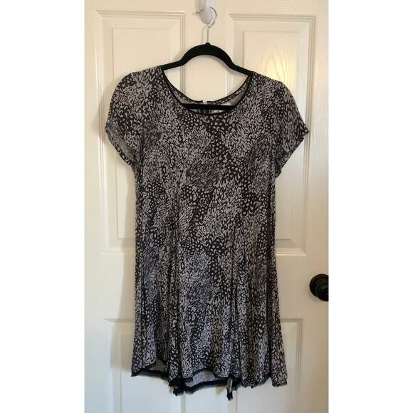 Silence & Noise Raw Edge Gray & Black Swing Dress Urban Outfitters - Size Small - Picture 1 of 9